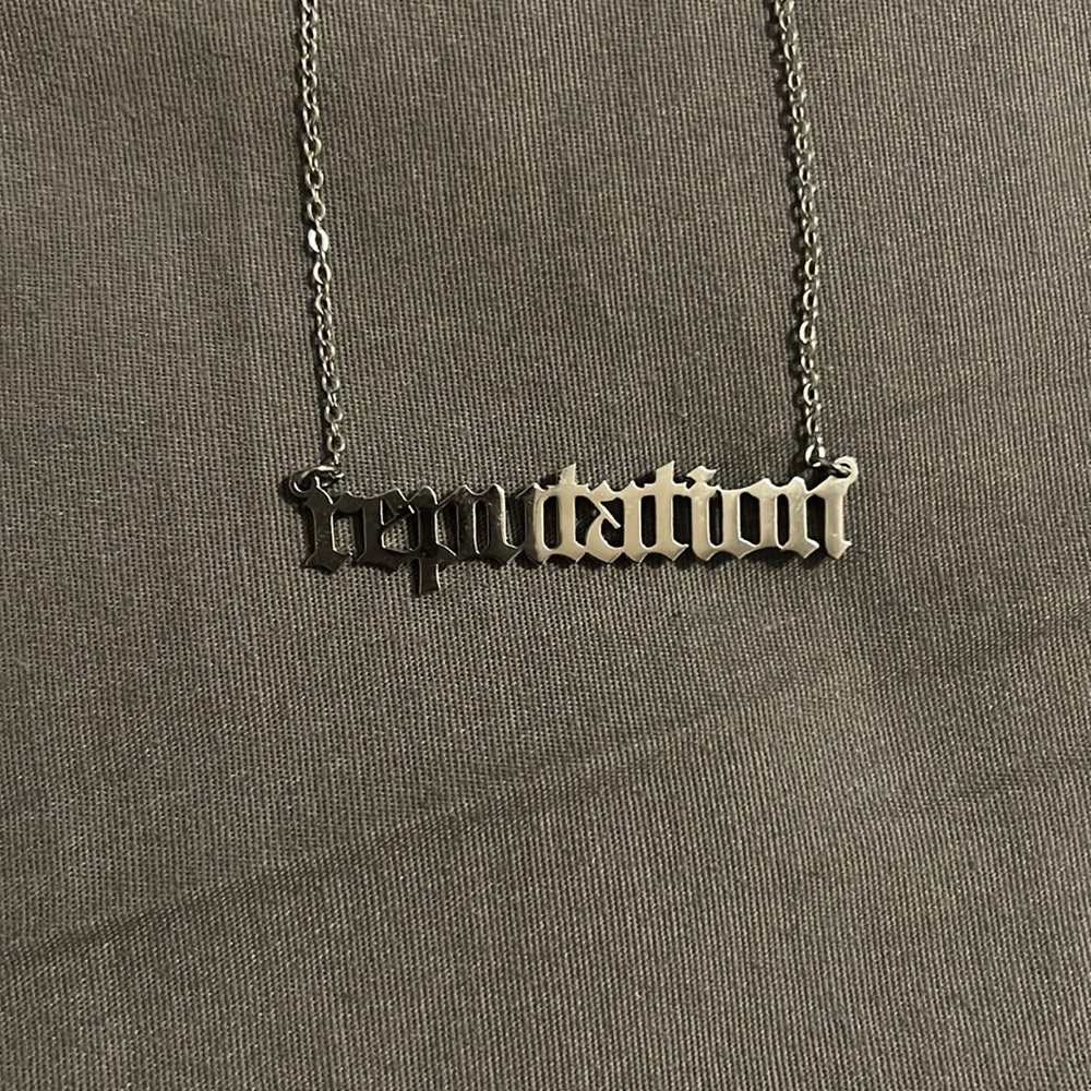 REPUTATION Taylor Swift necklace